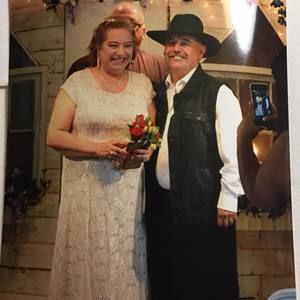 Meet your Posher, Eloisa perez